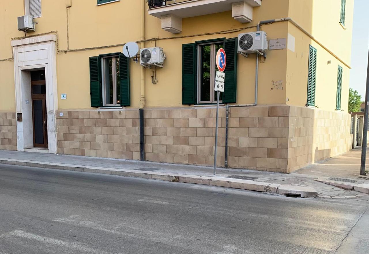 B&B Piano Romano -Con Parcheggio Privato Gratuito- Foggia Exterior foto